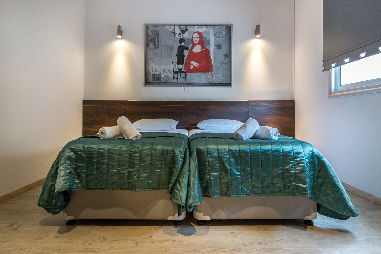 Nowoczesne rozwiązania w aranżacji sypialni: Komfort i harmonia w przestrzeni snu